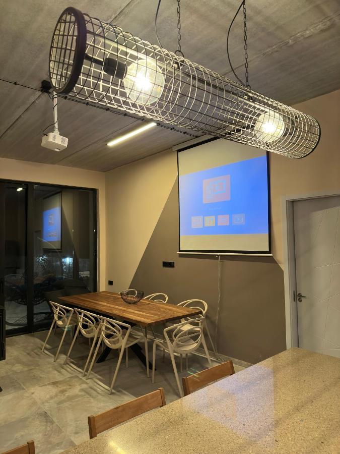 Willa Alpine Escape Kazbegi Zewnętrze zdjęcie